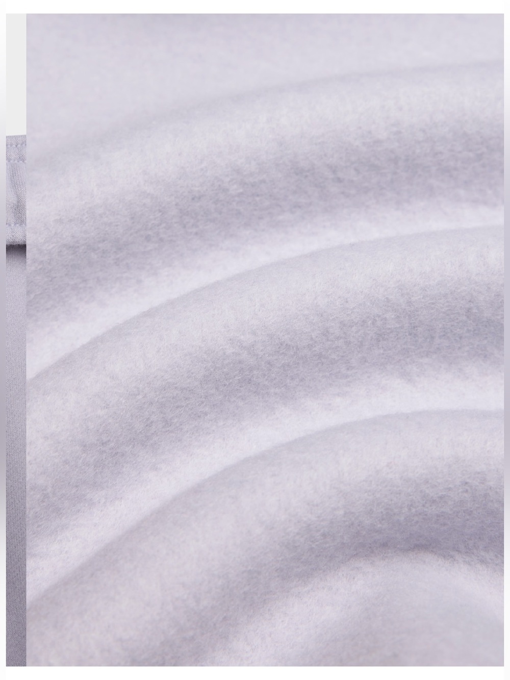 Aritzia Cozy Sweatfleece Mega Cargo™ Sweatpant in Lilac - Picture 7 of 14